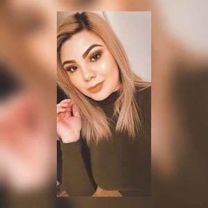 Meet your Posher, Alejandra